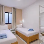 Apartment Modern & Cosy 2 Bedroom With Balcony Bsai1-1