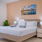 Modern & Cosy 2 Bedroom With Balcony Bsai1-1 Apartment